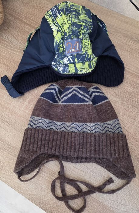 Продам шлем и шапку на весну-осень