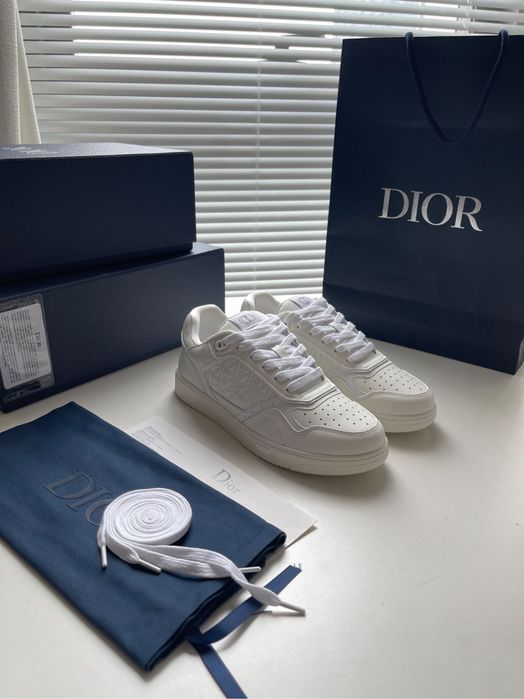 Adidasi Dior , calitate premium , pe comanda , noi , 41