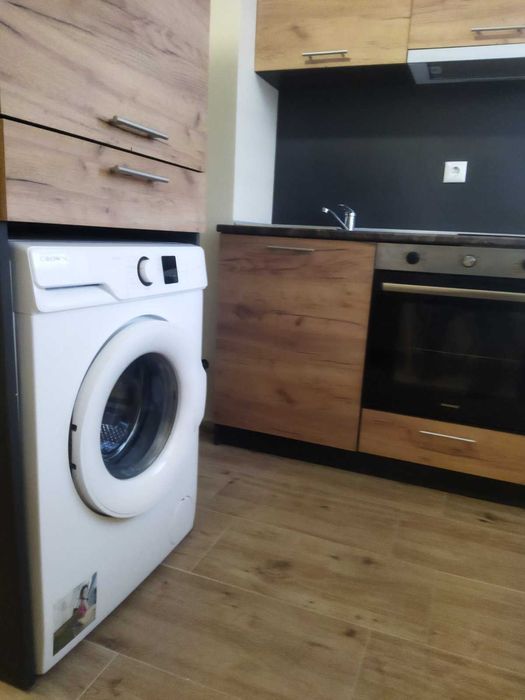 Дава се под наем Тристаен апартамент в Велико Търново, Бузлуджа - 60 кв.м за 290.7 € - Снимка #9