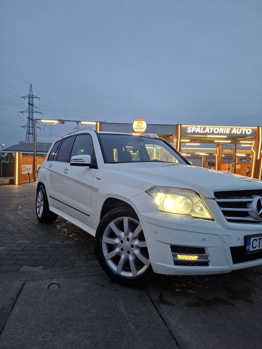 GLK 250  4X4 204 CP.