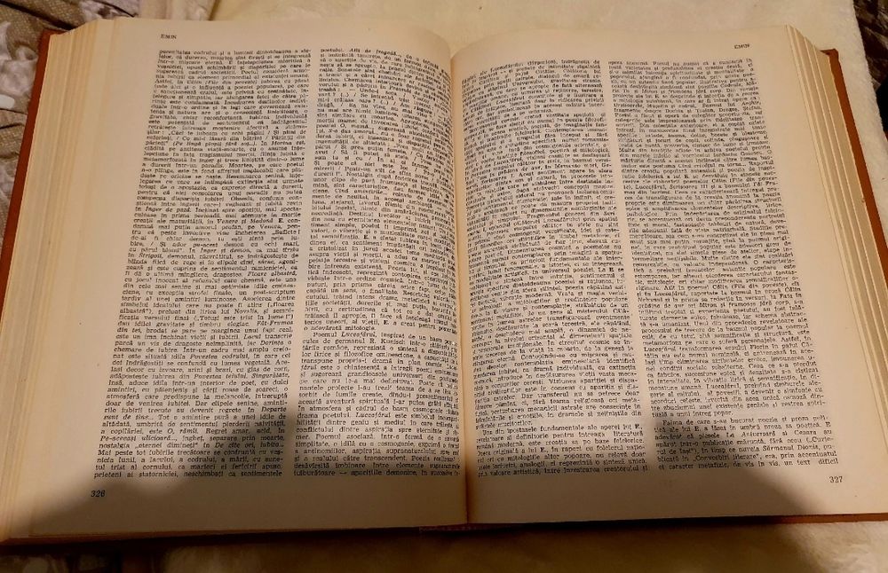 Carte Dictionarul literaturii Romane