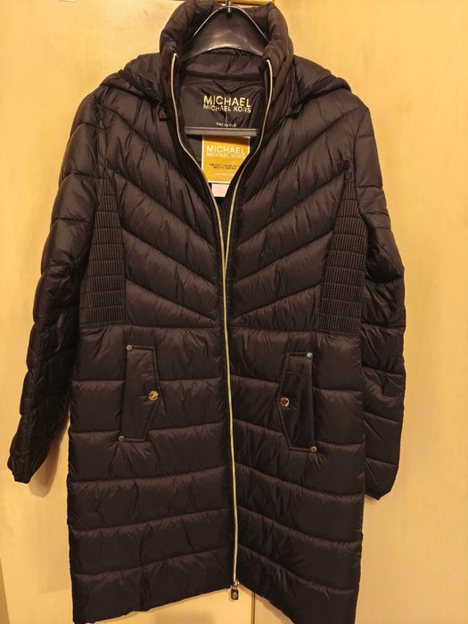 Ново дамско дълго яке Michael Kors. Цвят - черен, размер - М.