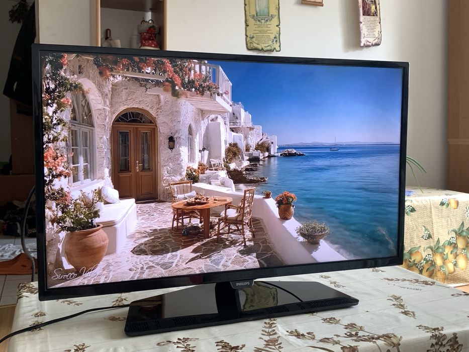 Tv Philips cu telecomandǎ perfect functional