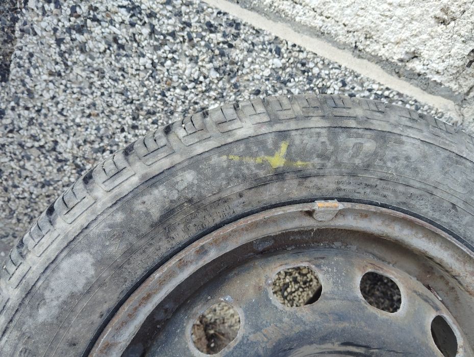 Джанта с гума от Форд Ескорт