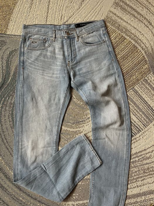 AIX Armani Exchange : J13 Slim НОВИ размер 31 / Оригинал