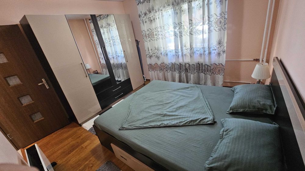 Proprietar închiriez apartament 2 camere (decomandat) pe str. Telița, sector 5, București