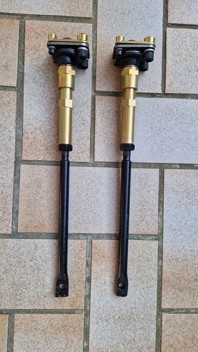 Vând set "NOU "suporți reglabili Renault 12 gordini,Dacia 1300,Sport, 1400,1310
