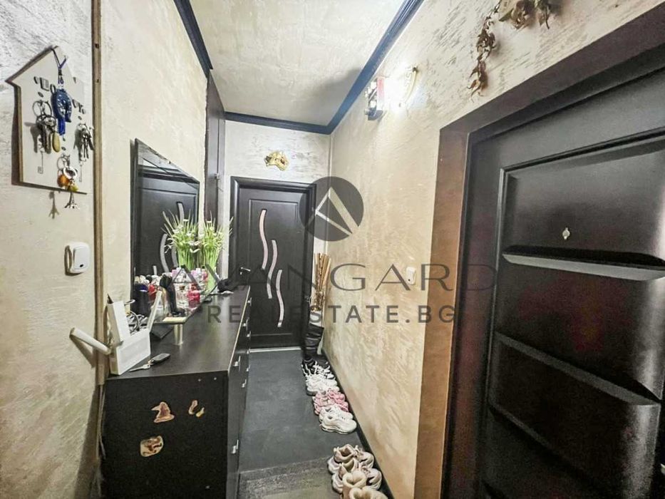 Продава се Тристаен апартамент в Пловдив, Изгрев - 60 кв.м за 1040 €/кв.м - Снимка #6