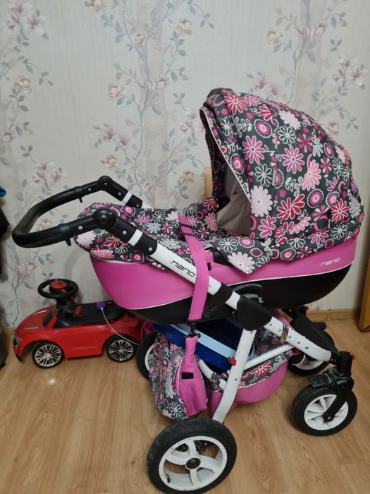 Коляска для девочки