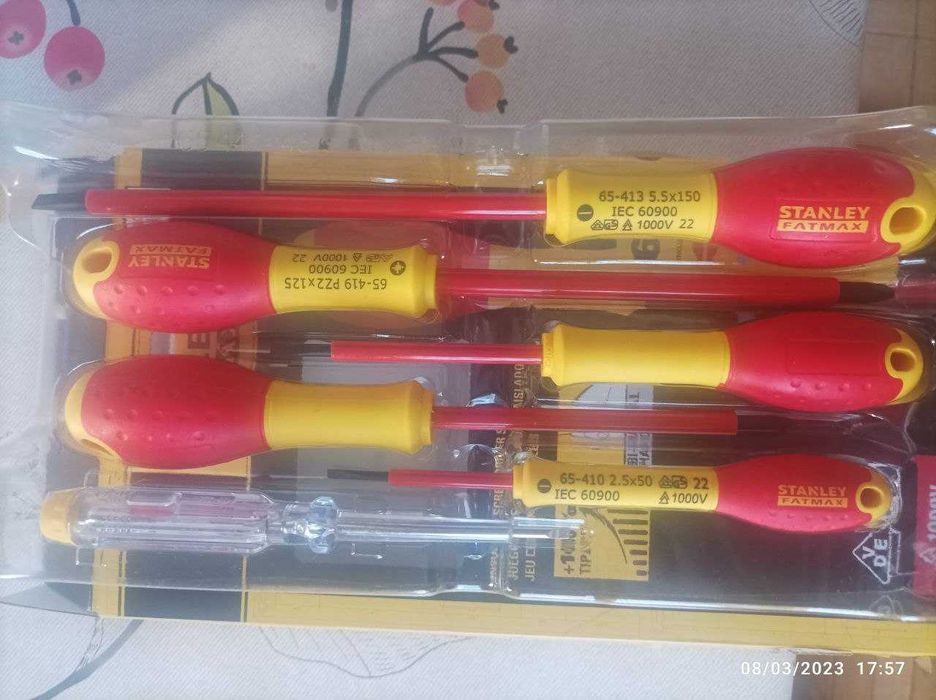 Набор отверток диэлектрический Stanley