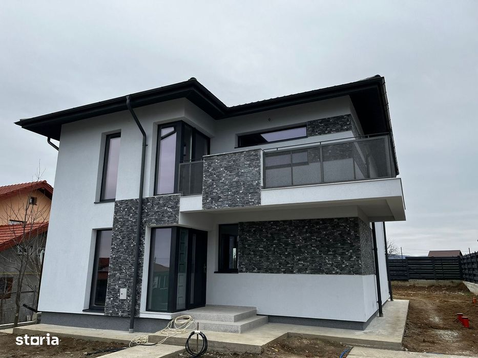 Casa 4 camere Hlincea 120 mp