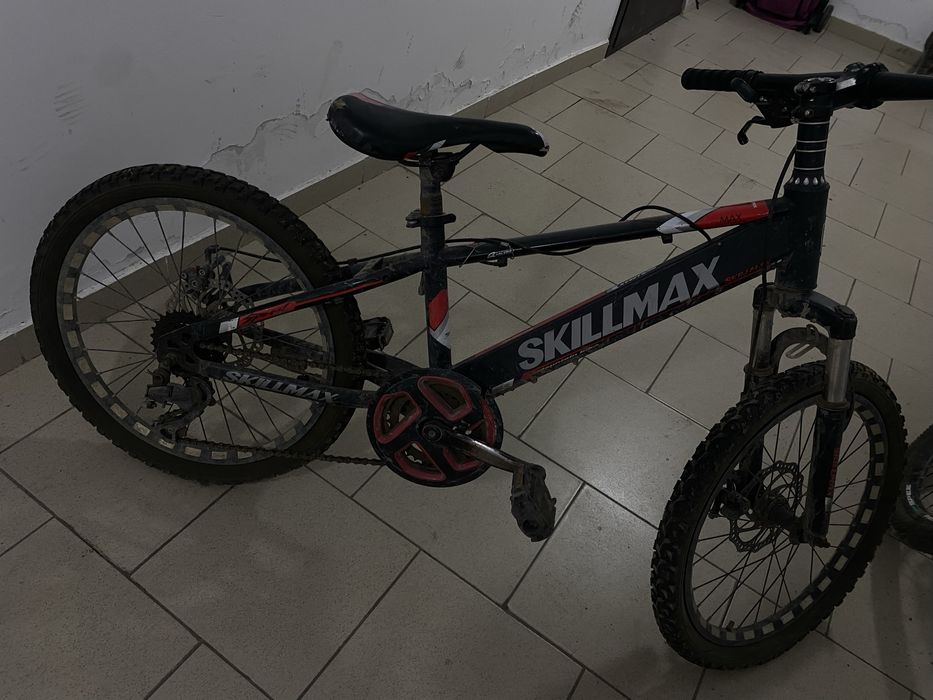 Продам велосипед Skillmax.