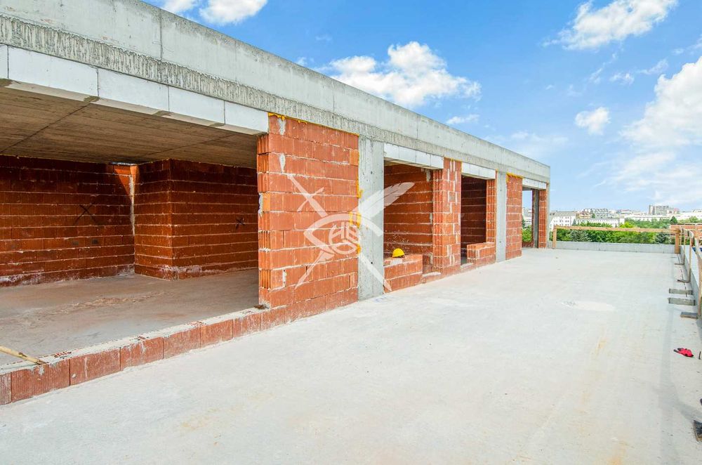 Продава се Четиристаен апартамент в София, Студентски град - 198 кв.м за 1018 €/кв.м - Снимка #10