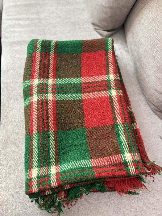 Чисто ново родопско одеяло.Дължина 225см,Ширина1155см.