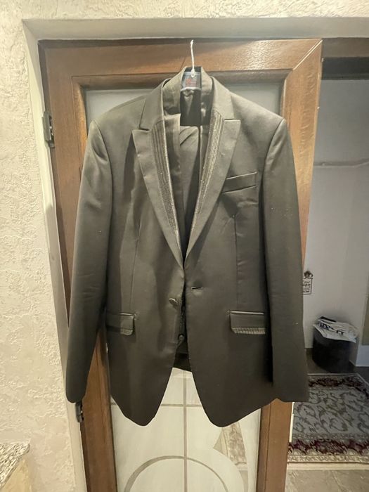 Costum barbateac