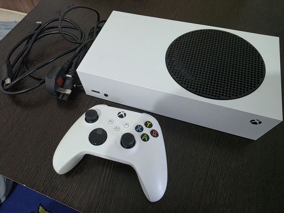 Продам XBOX Series S 512gb
