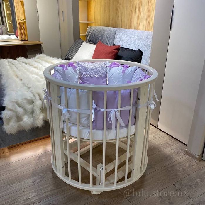 Bolalar kravati deyarli yangi