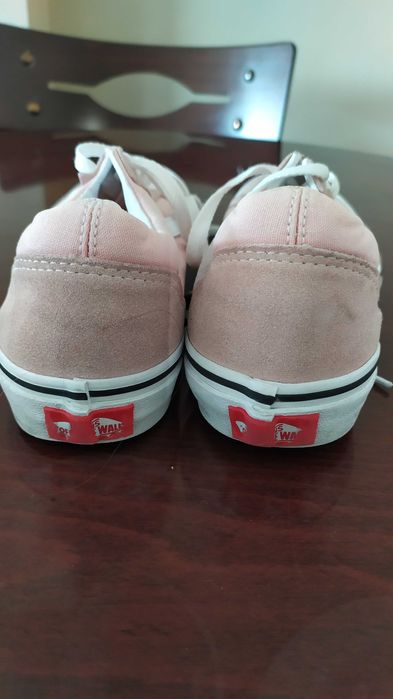 VANS Ванс детски/юношески розови платненки размер 36. Употребявани