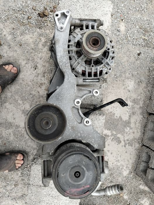 Генератор, компрессор на Ауди и пассат