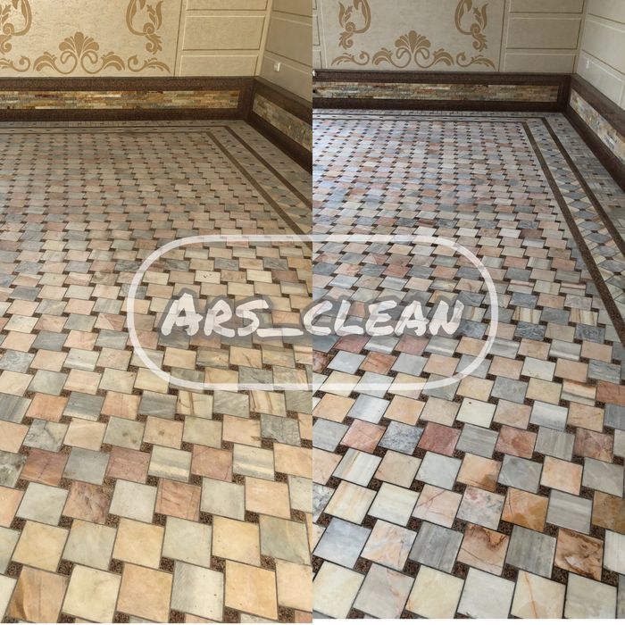 Чистка брусчатки в Мирзо-улугбекском районе