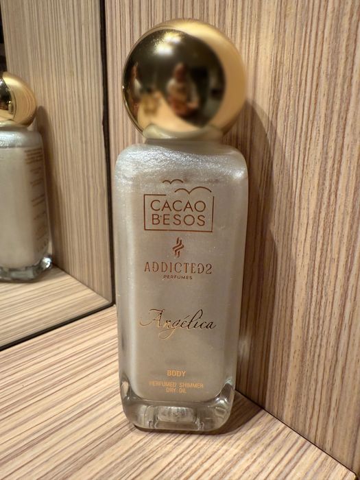 Cacao besos парфюмно олио за тяло с бешстящи частици