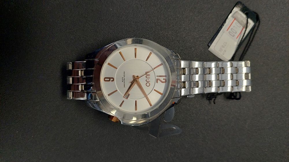 Часовник LiUJO Чисто Нов