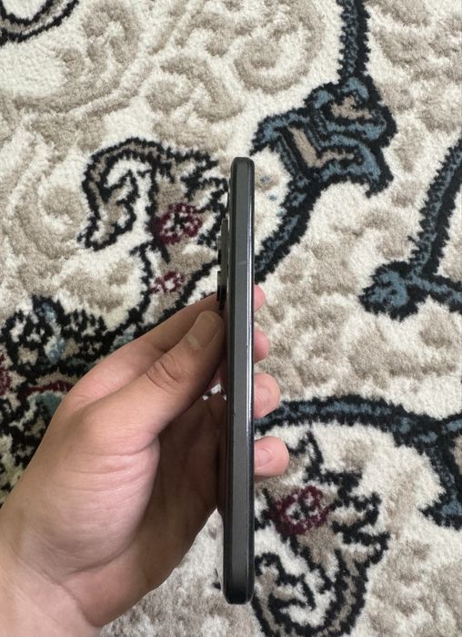 телефон POCO X4 GT