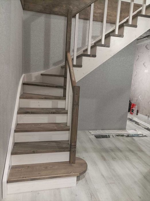 Деревянная лестница Производство Россия