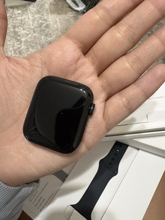 Apple whatch se 2 44 mm