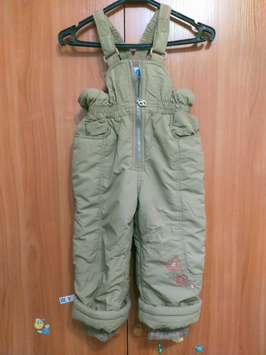 комплект комбинезон и куртка на девочку