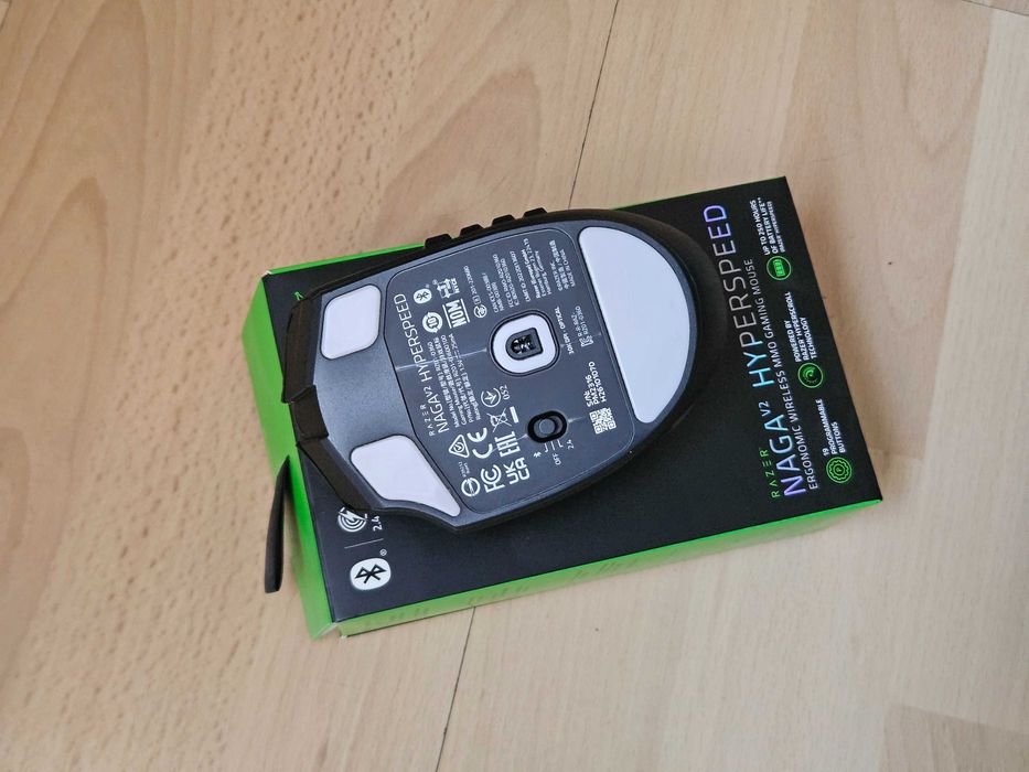 Mouse Naga V2 Hyperspeed