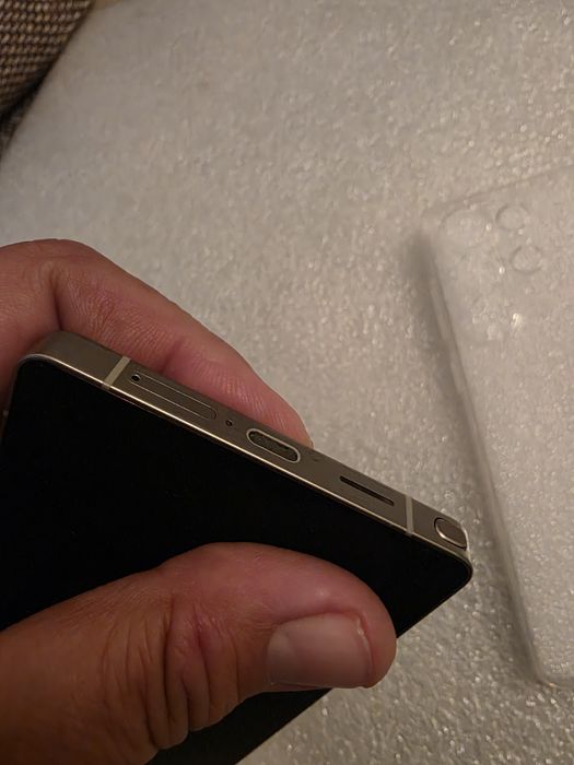 S25 Ultra Titanium 256gb