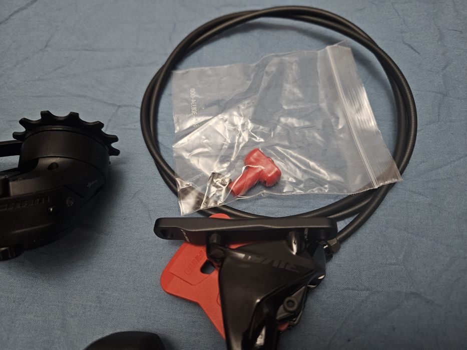 sram rival axs frâne si schimbător 1x12