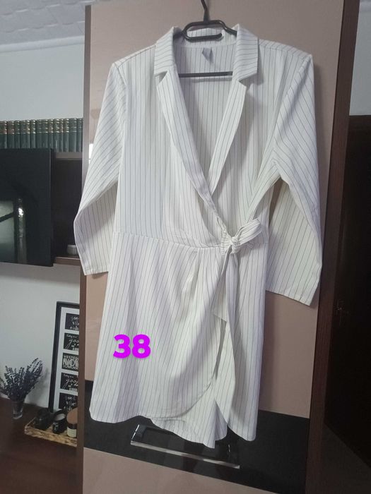 Rochițe, salopete, sarafane in condiții foarte bune