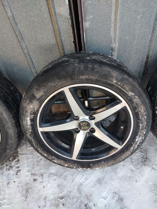 Комплект резины с дисками