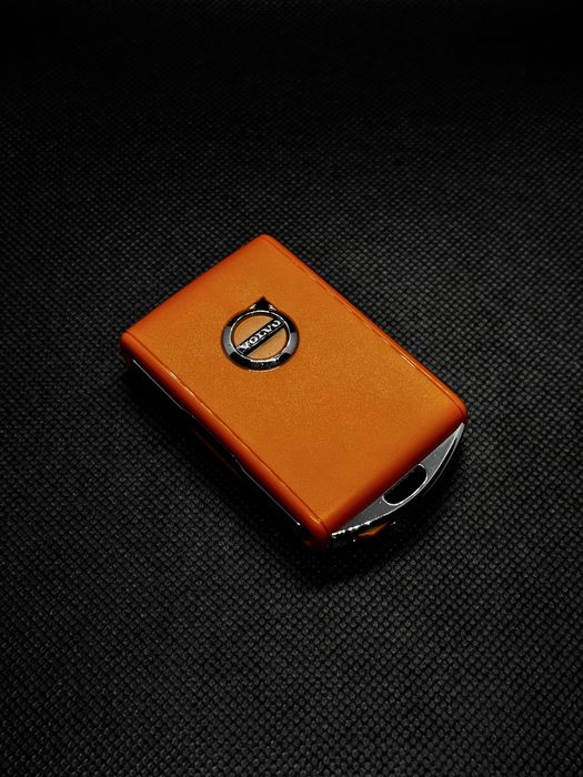 Carcasă cheie Volvo portocalie – compatibilă 2018+ (4 butoane)