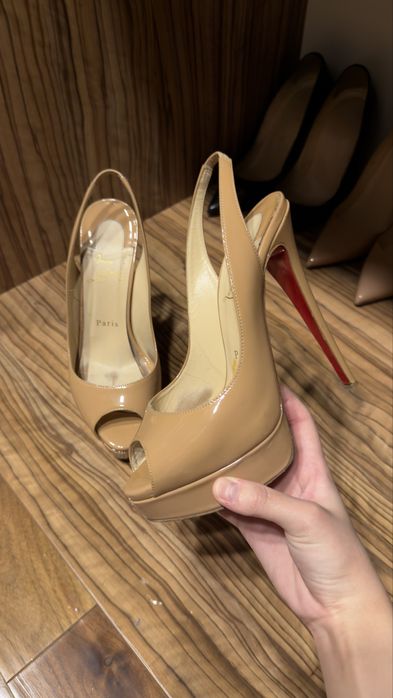 Туфли Кристиан Лубутен