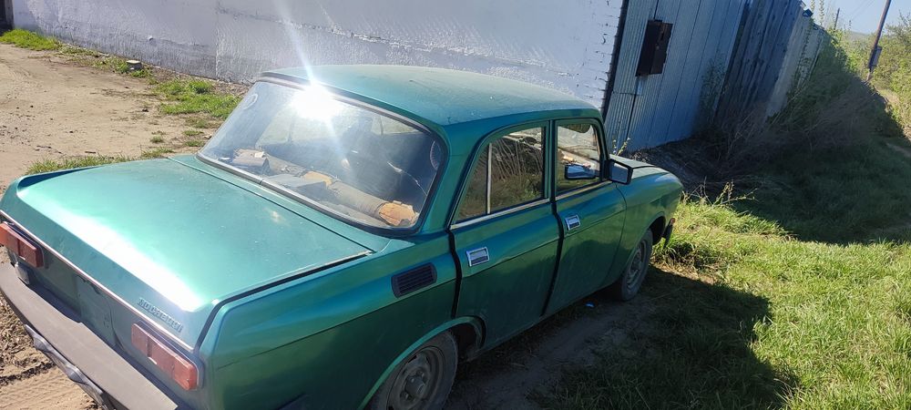 Продам москвич  2140
