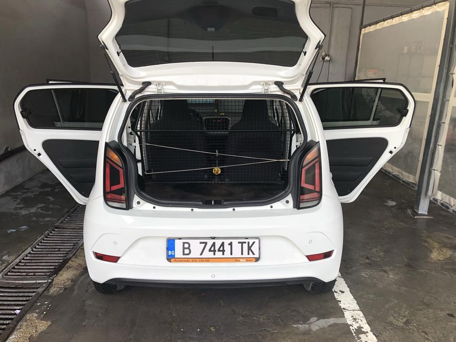 VW UP/ Volkswagen/ Електрически автомобил