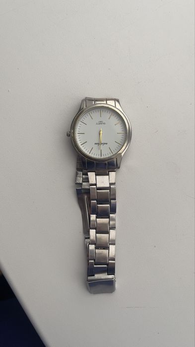 Продается часы