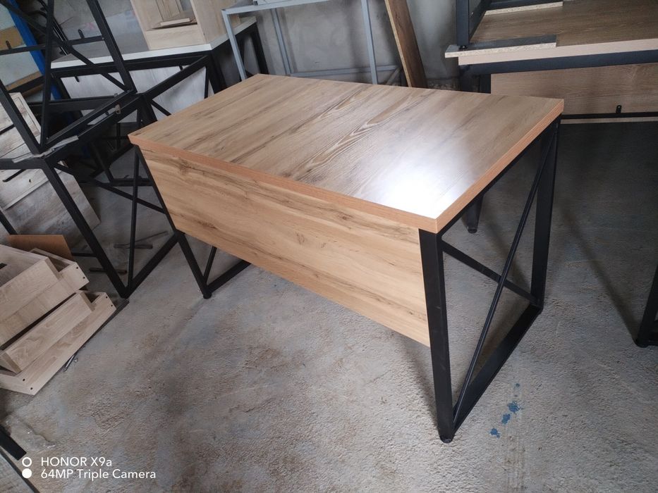 Stilaj va loft stollar