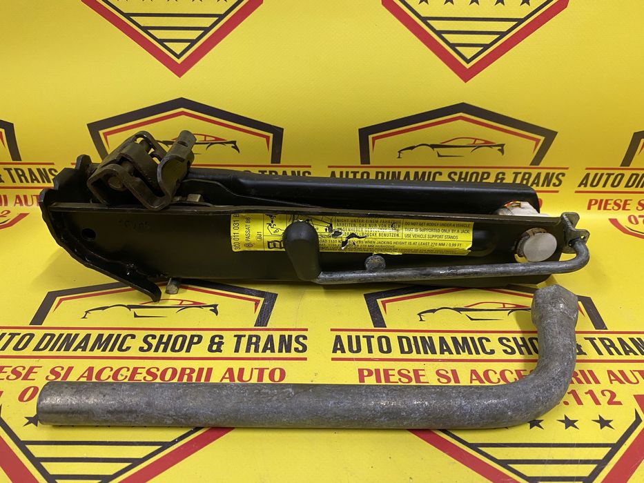 Cric auto Volkswagen original Vw Passat B6 B7  Oem: 3C0011031 B BN3