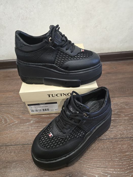 Кроссовки Tucino