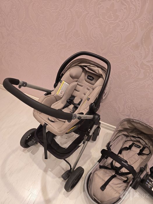 Классная коляска 3 в 1 Evenflo Pivot Travel System + автокресло