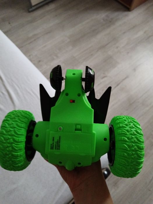 Mașinuță cu telecomanda