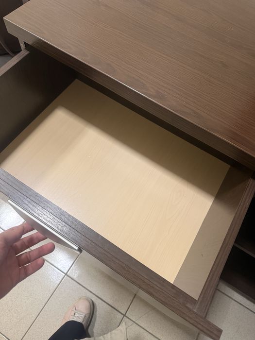 Комод с выджвижными ящиками