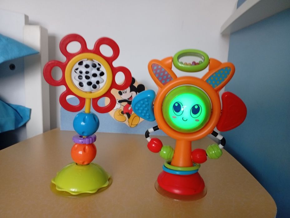 Jucării pentru bebeluși