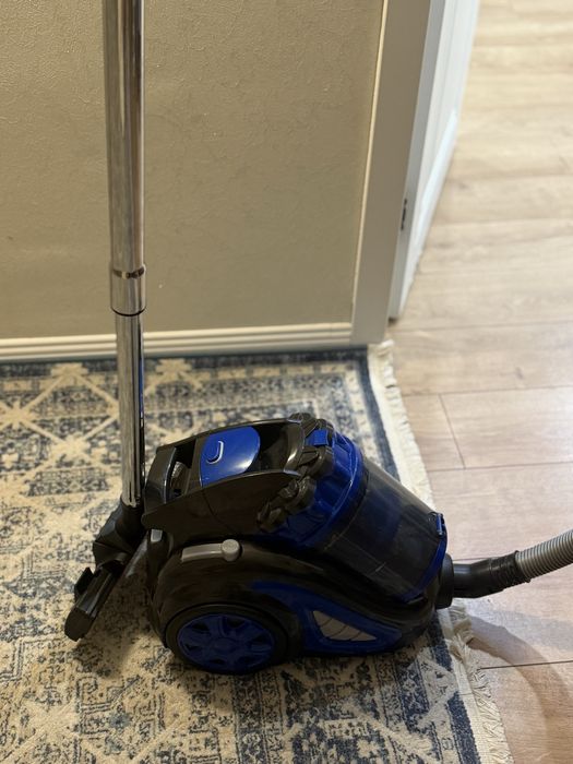 Продам пылесос  отличный