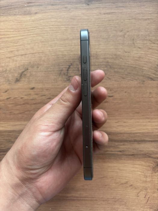 Продам iphone 17