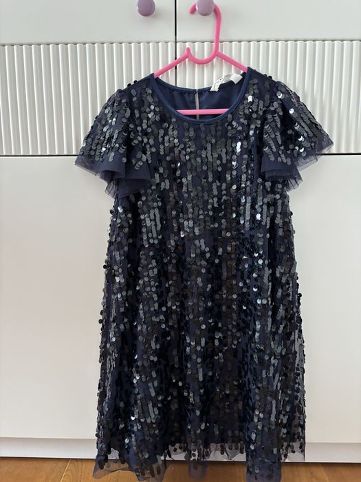 Rochita eleganta cu paiete 134 (9 ani) H&M